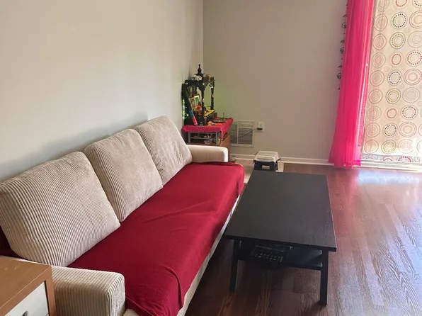 8307 Tamarron Dr, Plainsboro, NJ 08536