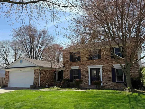 34518 Shorewood St, Chesterfield, MI 48047