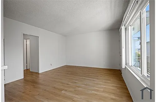 12536 Pacific Ave #9 Photo 1