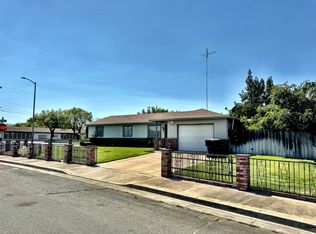 701 Celia Dr, Livingston, CA 95334