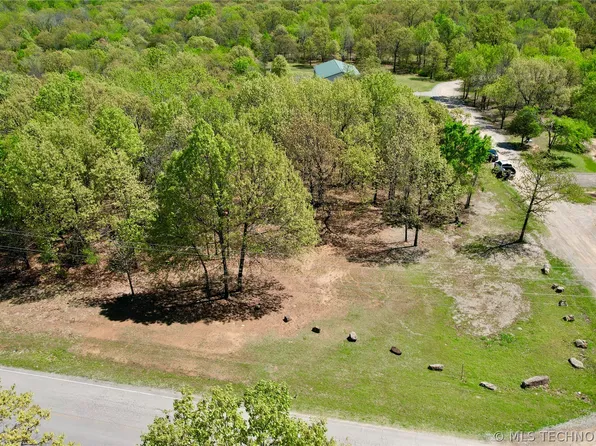 22 Duchess Creek Dr, Porum, OK 74455