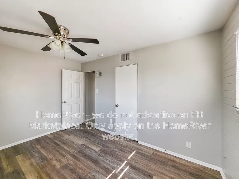 11211 W Missouri Ave — Photo 15