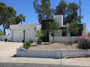 646 E Calavar Rd, Phoenix, AZ 85022