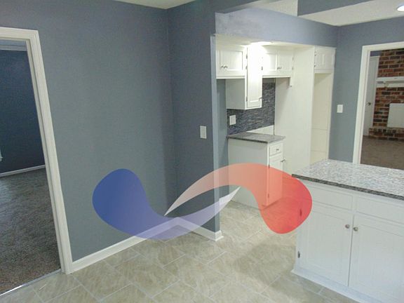 3rd image of 7424 Gregory Cir