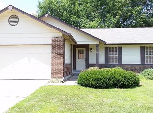 10 Amesbury Ct, Saint Peters, MO 63376