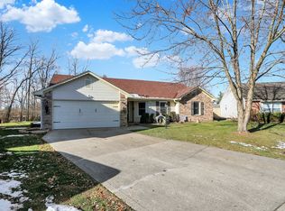 8122 Amarillo Dr, Indianapolis, IN 46237