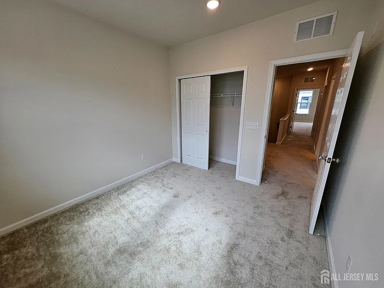 605 Parker Blvd — Photo 19