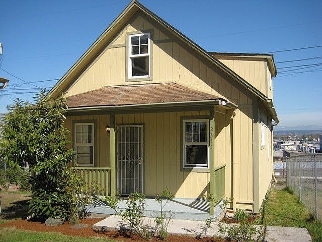 1st image of 2311 Fawcett Ave
