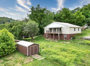 241 Mayfield St, Pine Grove, WV 26419