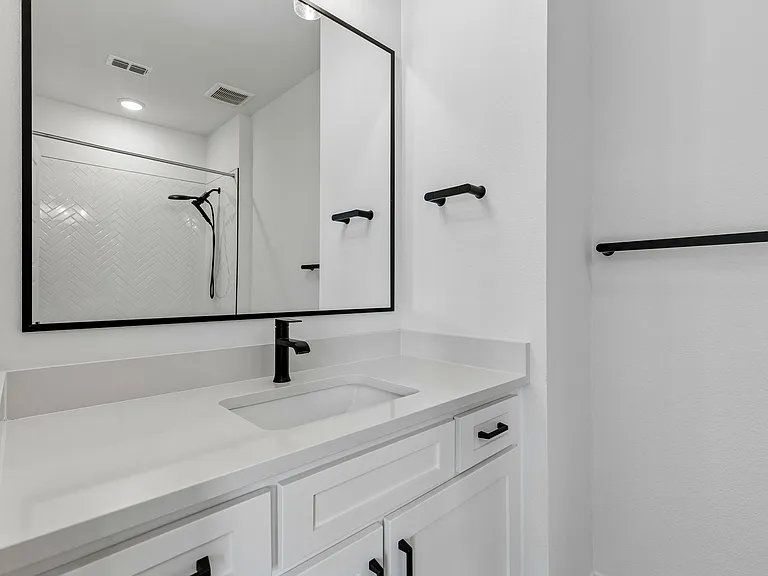 1908 Breezy Brook Ln — Photo 18
