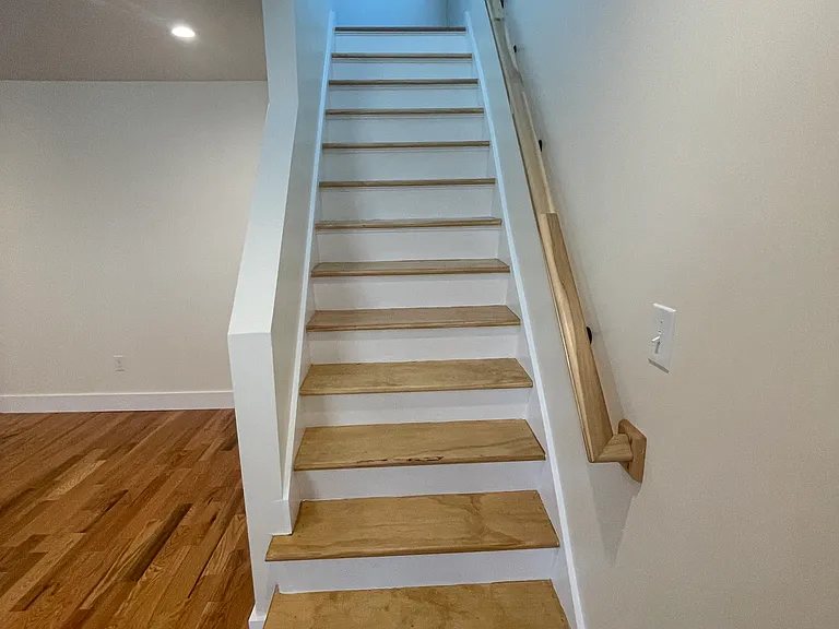 526 Chapel St #B — Photo 5