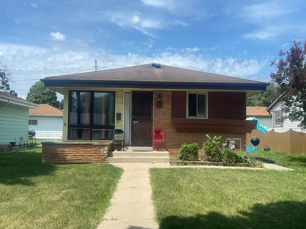 4123 N 69th St, Milwaukee, WI 53216