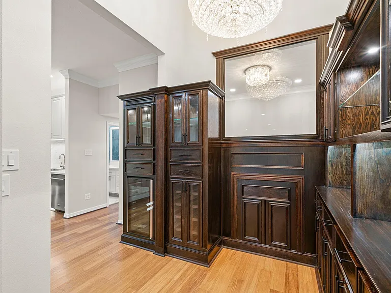 4023 Breakwood Dr — Photo 8