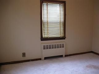4th image of 76 Salter Pl