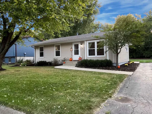 405 David Dr, Winnebago, IL 61088