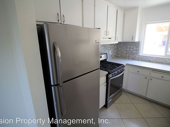 5th image of 417 Joan Vista St