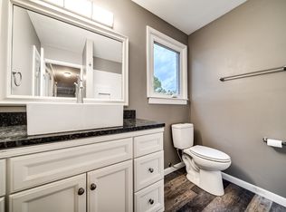 202 Raindrop Ln, Hendersonville, TN 37075