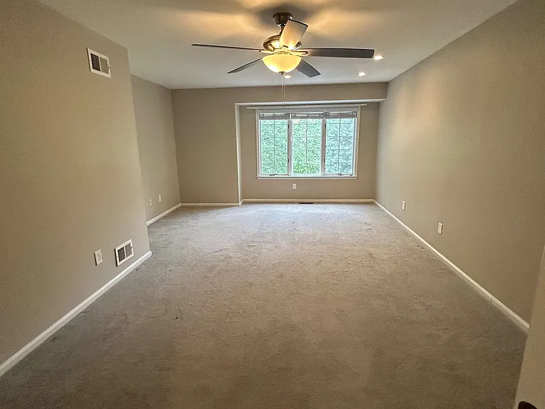 593 W Saxony Dr — Photo 39