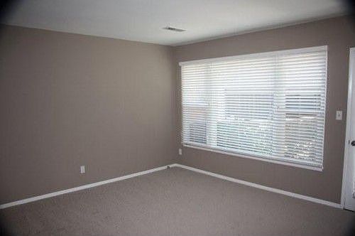 1st image of 8470 Dallas St