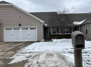 1703 E Amber Ln #1, Urbana, IL 61802