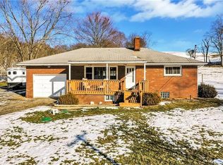 165 Muntz Rd, Rochester, PA 15074