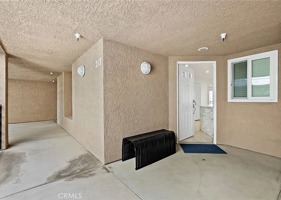 1200 Pacific Coast Hwy #217