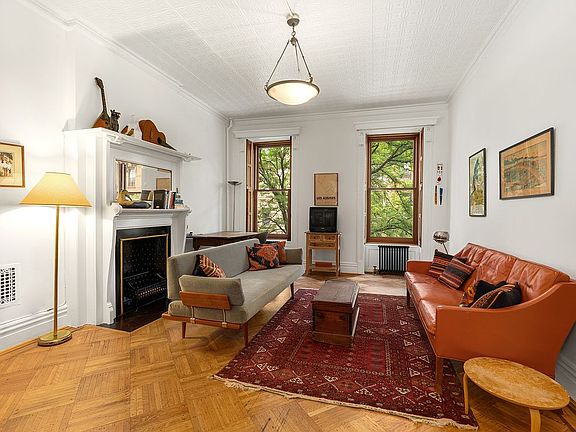 5th image of 360 W 121st St