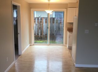 7580 SW Bel Aire Dr, Beaverton, OR 97008