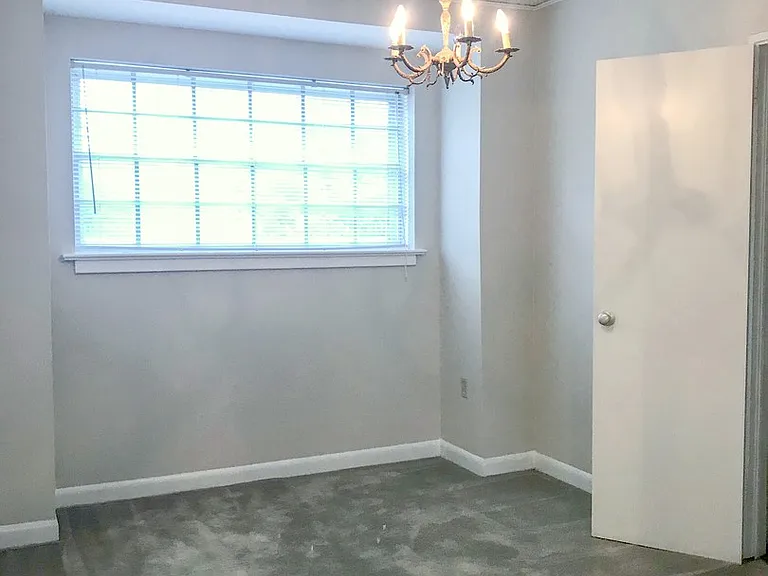 2846 Walton Way #11 — Photo 8