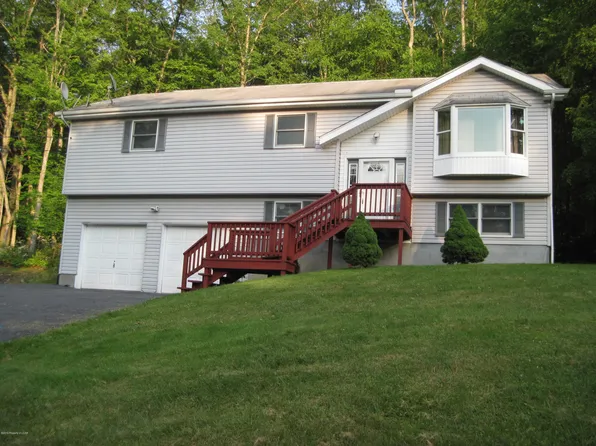 165 Buck Ridge Dr, Drums, PA 18222