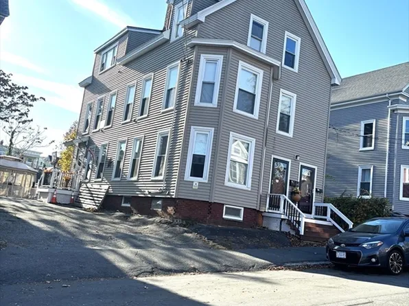 6 Eight Blaisdell St, Haverhill, MA 01832