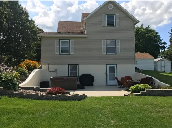 108B Center St, Freeborn, MN 56032