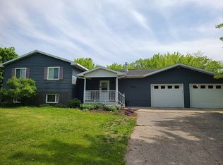 1712 Cranberry Ln NE, Alexandria, MN 56308