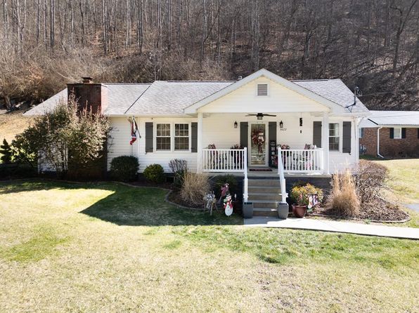 3822 Perkins Madden Rd, Vicco, KY 41773