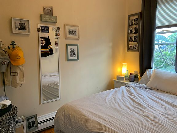 2nd image of 246 W 5th St #3