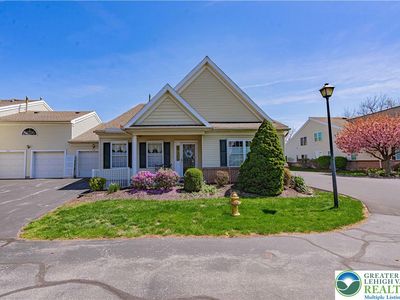 4726 Horseshoe Trl, Macungie, PA, 18062
