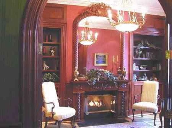 2nd image of 8-9 Arlington St #Penthouse