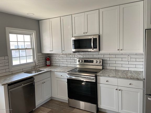 3rd image of 1168B Clydebank Ct #1002