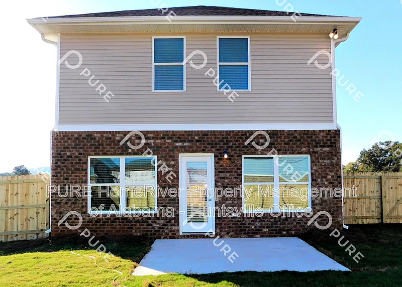 4099 Textile Ln SW