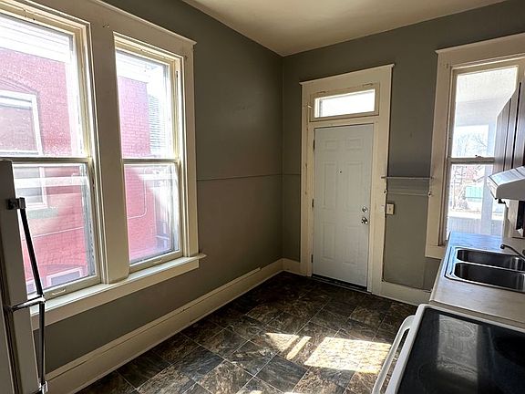 3rd image of 308-310 S 12th St