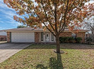 7020 Canterbury Dr, Woodway, TX 76712