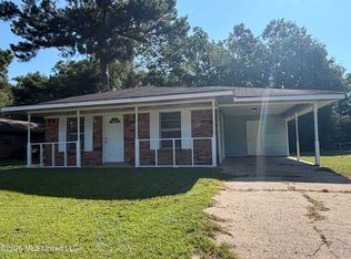 3853 Jeffery Rd, Moss Point, MS 39562