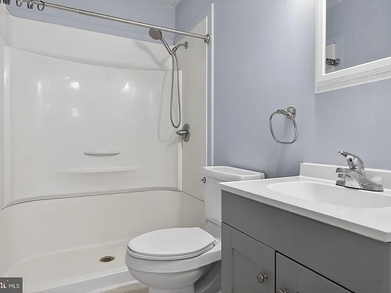 45278 Cove Manor Rd — Photo 24