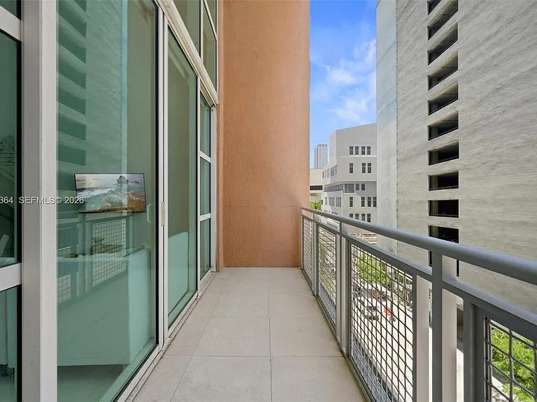 244 Biscayne Blvd #451 — Photo 12