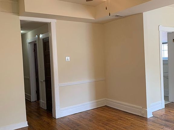 3rd image of 206 N Lombardy St APT 2