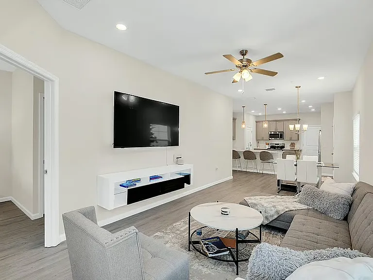 2964 Oak Park Way #D — Photo 4
