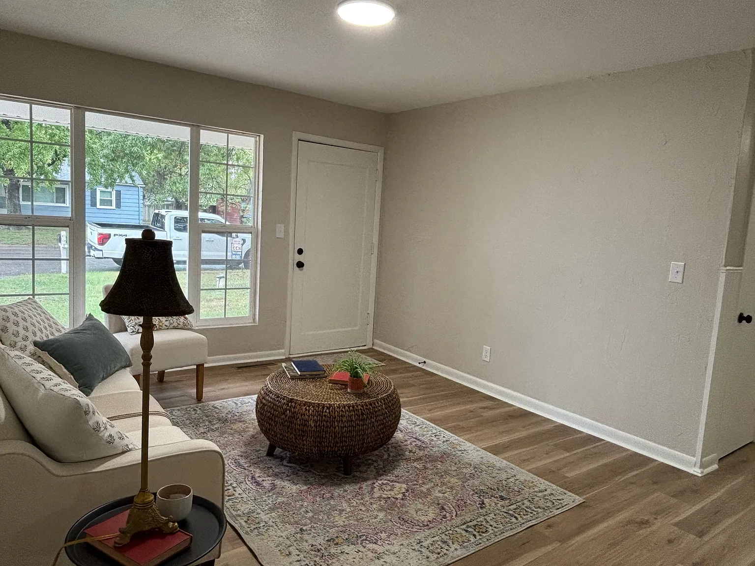 FLIP) 545 Queen Street - 1 — Photo 3