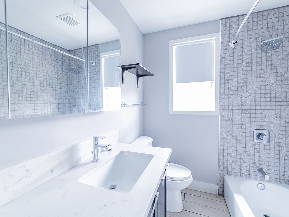 1st image of 4375 Elm Ave APT 2