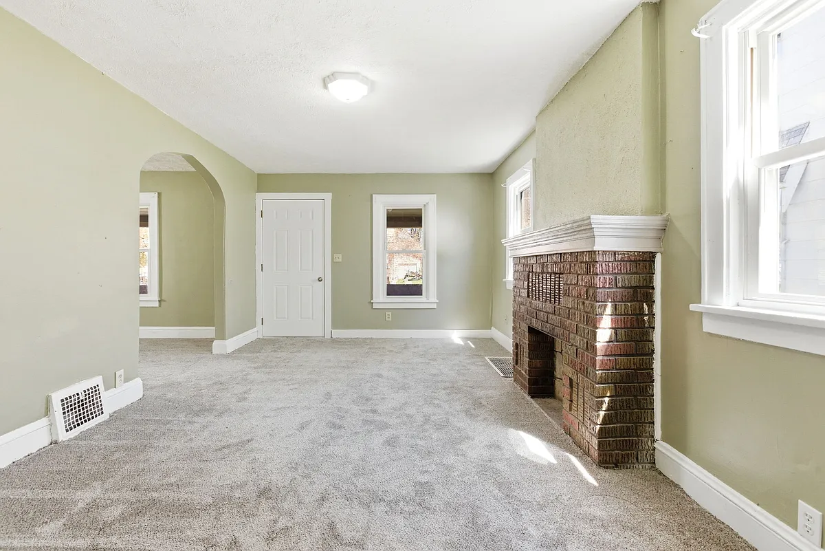 Building Photo - 766 Lafollette St