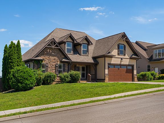 5th image of 8155 Burgundy Cir